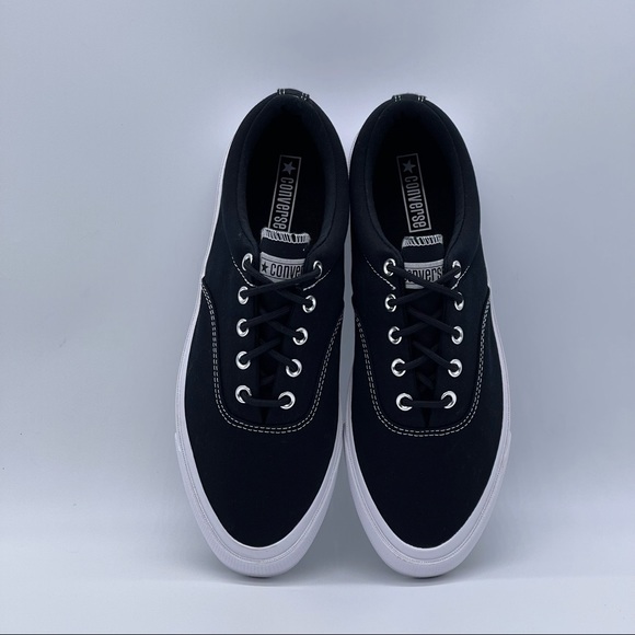 Converse Sneakers. - Picture 3 of 12